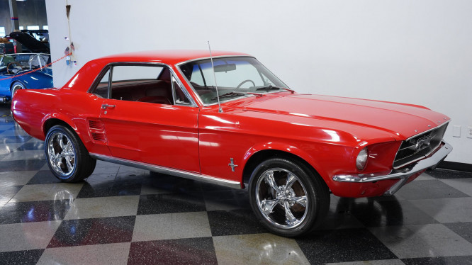 1967 FORD MUSTANG COUPE