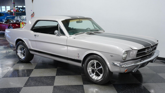 1965 FORD MUSTANG COUPE