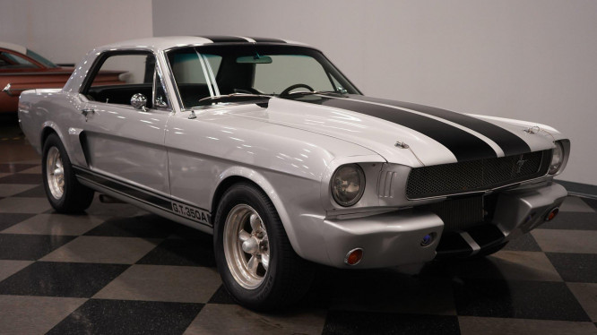 1965 FORD MUSTANG GT350 TRIBUTE