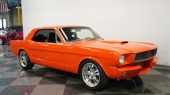 1965 FORD MUSTANG